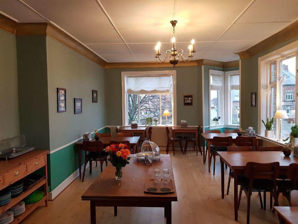Sverre'S Hotel Ronne Bagian luar foto